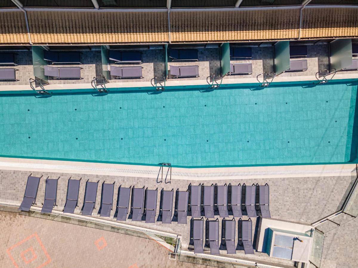 Palapart Gikas Gouvia Exterior photo